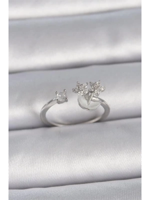 Pirinç Gümüş Renk Ayarlanabilir Zirkon Taşlı Yıldız Model Kadın Yüzük