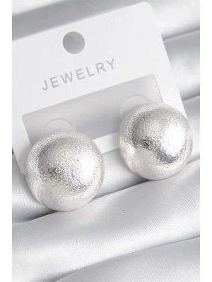 Pirinç Gümüş Renk İşleme Detay Top Model Kadın Küpe