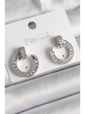 Pirinç Gümüş Renk Zirkon Taşlı Çivi Halka Model Kadın Küpe