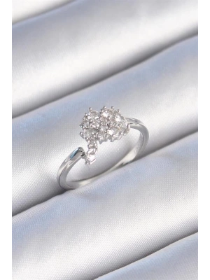 Pirinç Gümüş Renk Zirkon Taşlı Kadın Yüzük