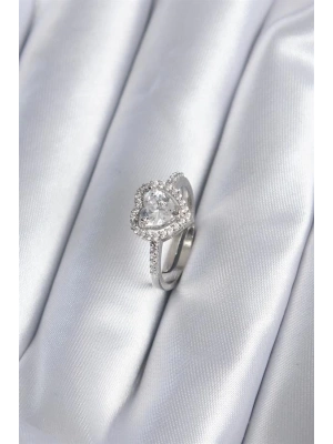 Pirinç Gümüş Renk Zirkon Taşlı Kalp Charm Model Kadın Yüzük