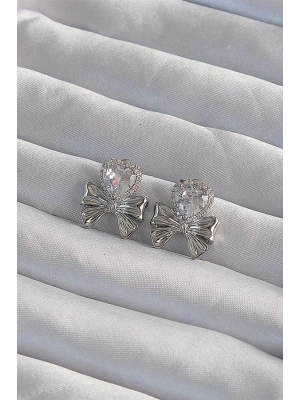 Pirinç Gümüş Renk Zirkon Taşlı Kalp Model Fiyonk Küpe