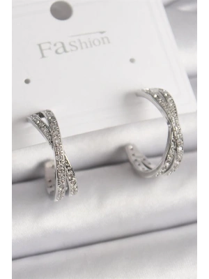 Pirinç Gümüş Renk Zirkon Taşlı Sarmal Halka Model Kadın Küpe