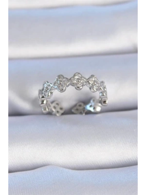 Pirinç Gümüş Renk Zirkon Taşlı Yonca Model Kadın Yüzük