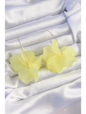 Pirinç Sarı Renkli Flora Küpe