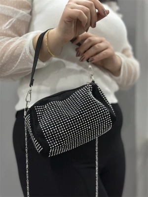 Taşlı siyah cilt çanta