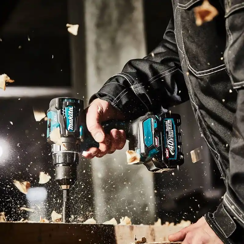 DARBESİZ MATKAP VİDALAMA 40V