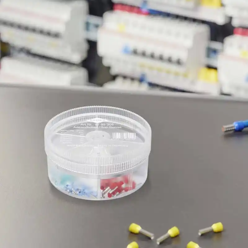 Knipex 97 99 907 Yalıtımlı Yüksüklü Asorti Kutusu 4 Parçalı