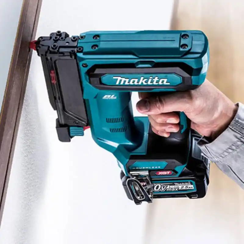 Makita PT001GZ Solo Akülü Çivi Tabancası 35mm