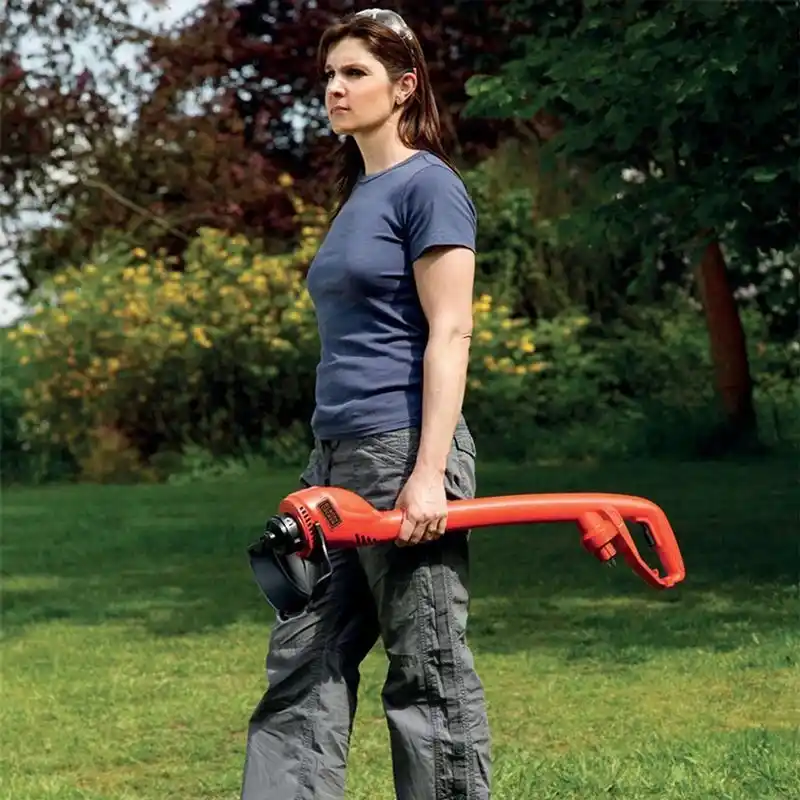 Black Decker GL250 Misinalı Çim Biçme Makinesi