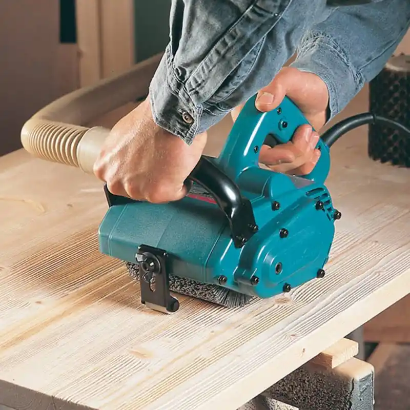 Makita 9741 Fırçalı Zımpara Makinesi