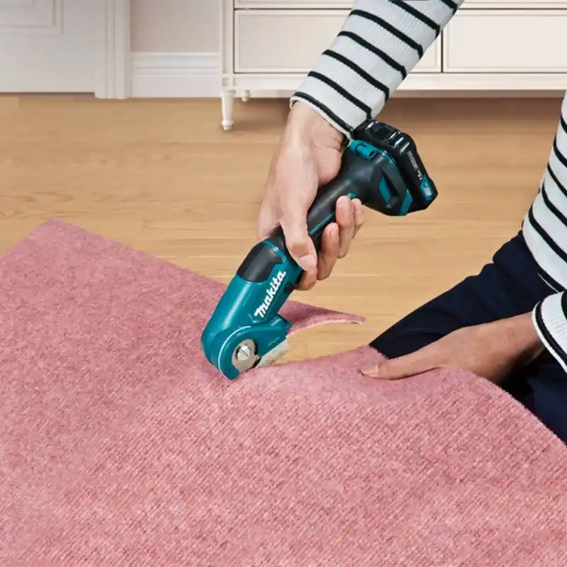 Makita CP100DWA Akülü Çoklu Amaçlı Kesici