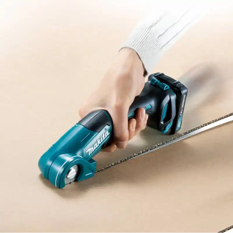 Makita CP100DWA Akülü Çoklu Amaçlı Kesici