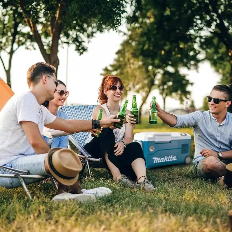 Makita CW001GZ01 Solo Akülü Soğutucu ve Isıtıcı Dolap