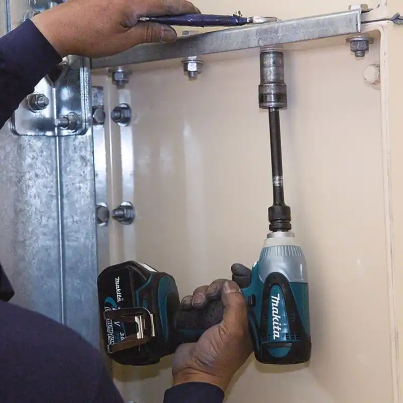 Makita DTW251RTJ Akülü Darbeli Somun Sıkma