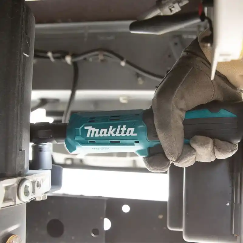 Makita DWR180Z Solo Akülü Cırcır Anahtarı