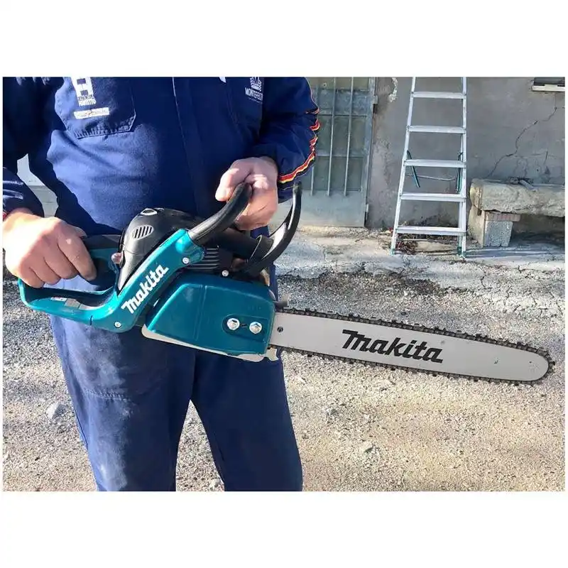 Makita EA4300F45C Benzinli Ağaç Kesim Motoru