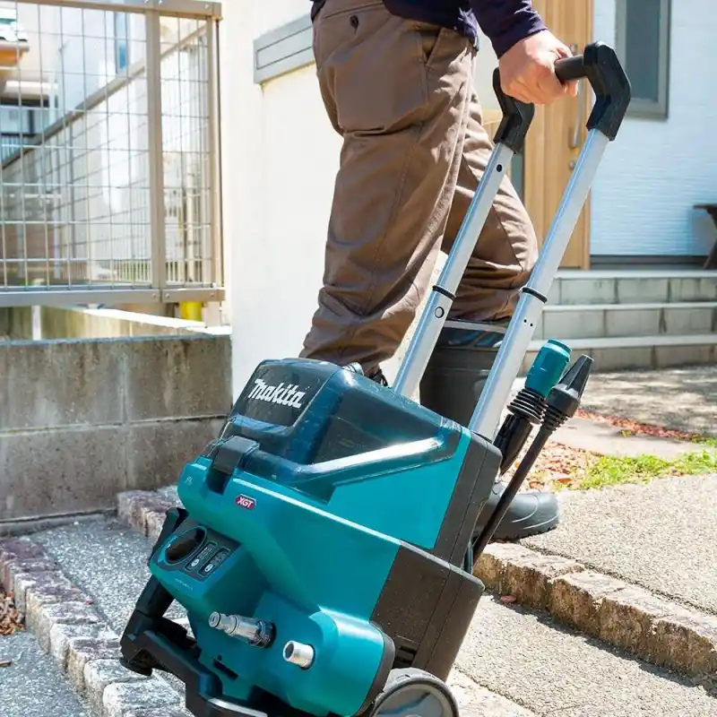 Makita HW001GZ Solo Akülü Basınçlı Yıkama Makinesi
