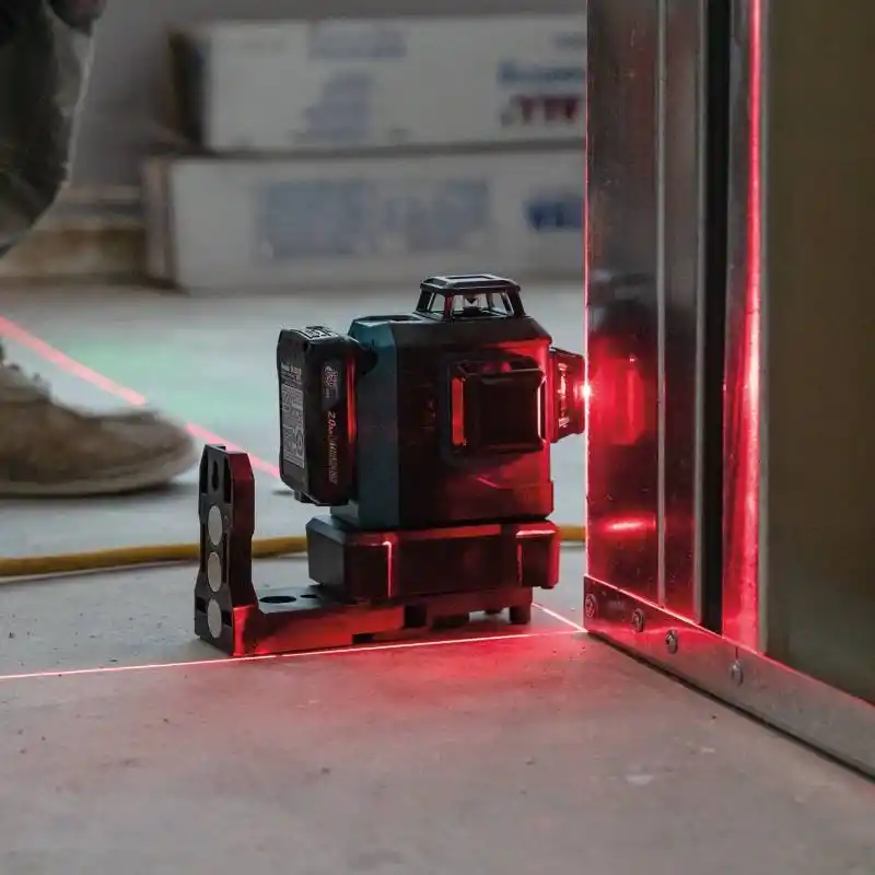 Makita SK700D Solo Akülü 3x360 Kırmızı Multi Line Hizalama Lazeri