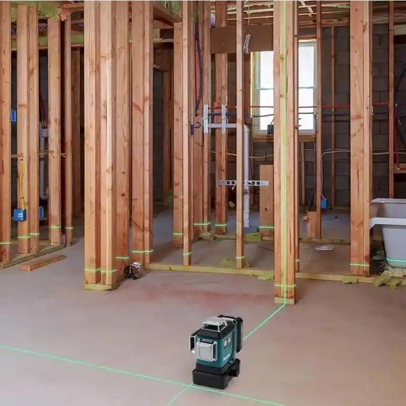 Makita SK700GD 3x360° Solo Akülü Yeşil Multi Line Lazer Hizalama