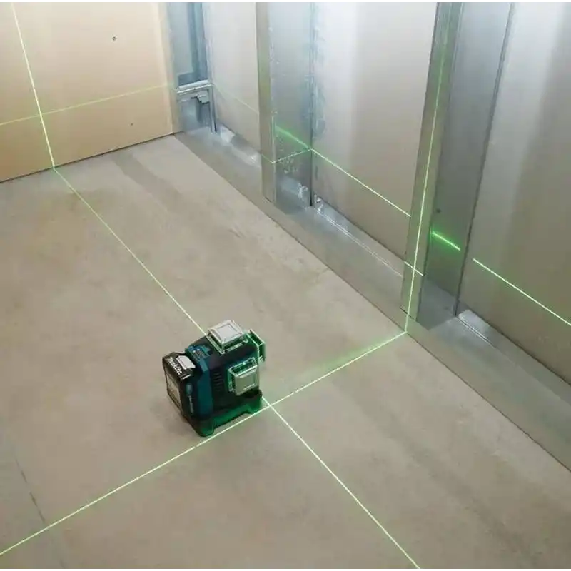 Makita SK700GD 3x360° Solo Akülü Yeşil Multi Line Lazer Hizalama