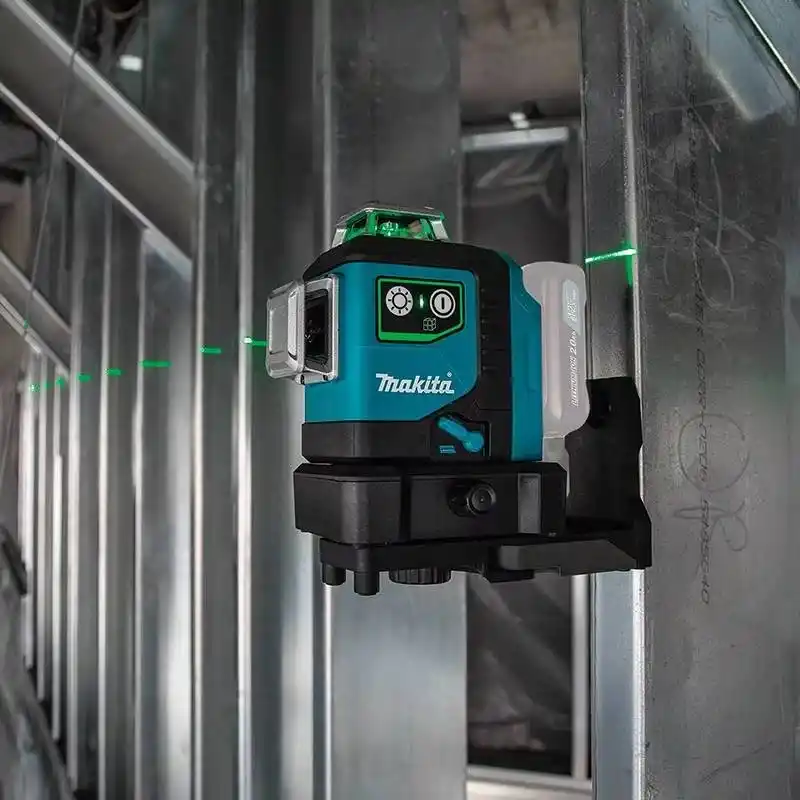 Makita SK700GD 3x360° Solo Akülü Yeşil Multi Line Lazer Hizalama