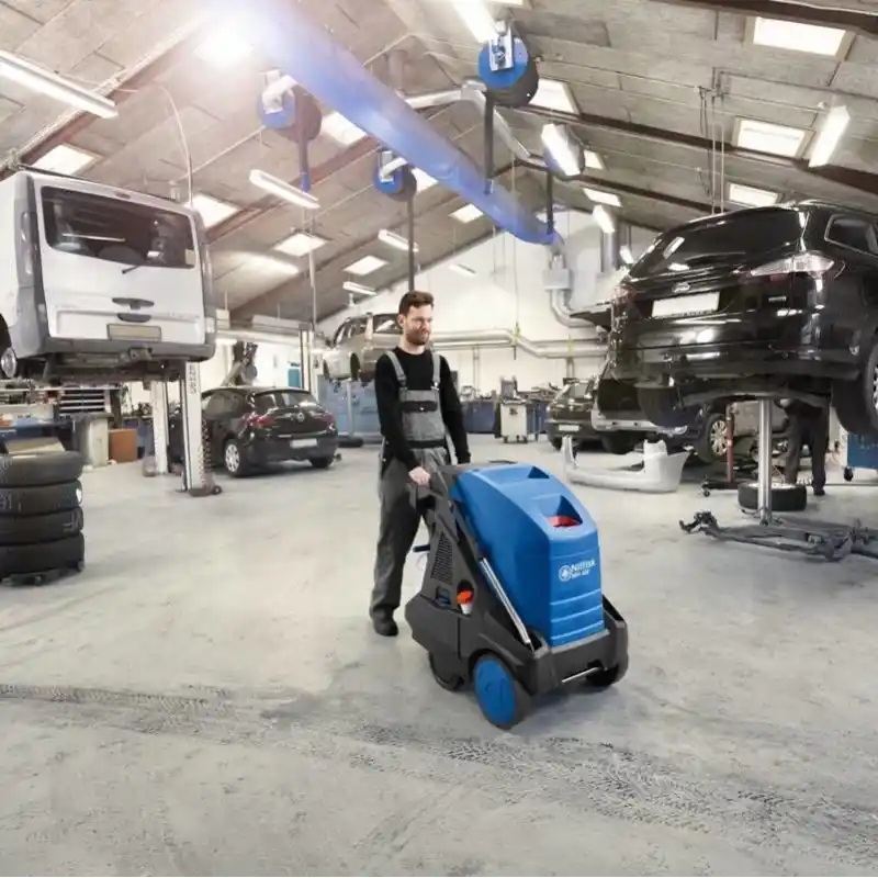 Nilfisk MH 4M-200/960 FA EU Sıcak Soğuk 200 Bar Basınçlı Yıkama Makinesi