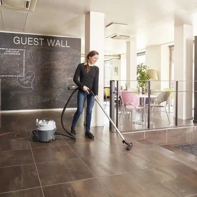 Nilfisk Vp 300 Hepa Basic Profesyonel Elektrikli Süpürge