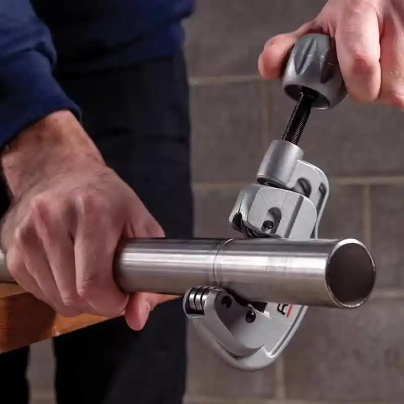 Ridgid 29963 Model 35-S Teleskopik Vidalı Çelik Boru Kesici 5-38mm
