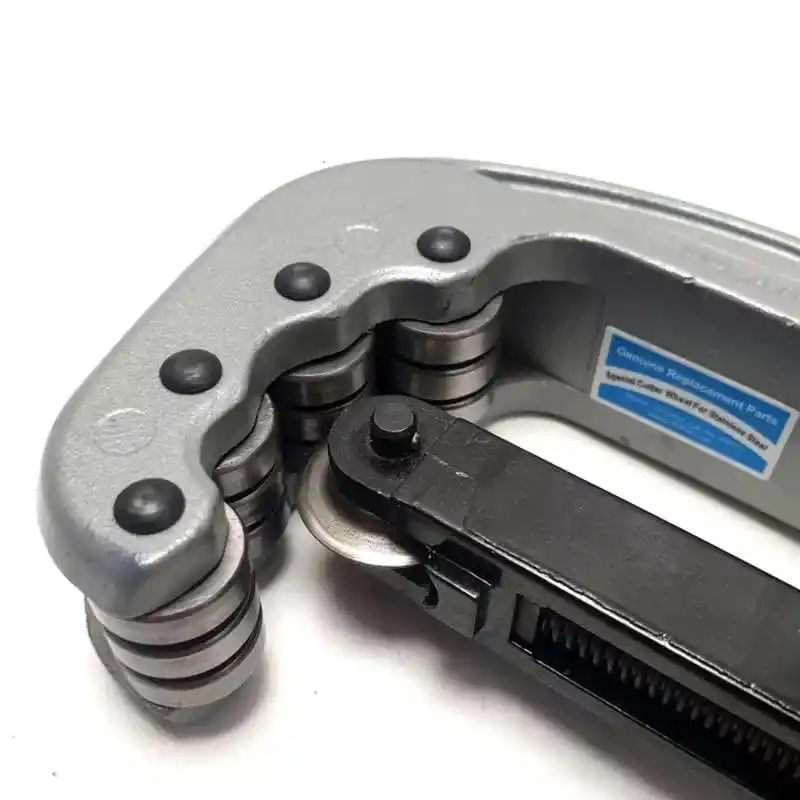 Ridgid 31803 Model 65 S 6-67mm Teleskopik Vidalı Çelik Boru Kesici