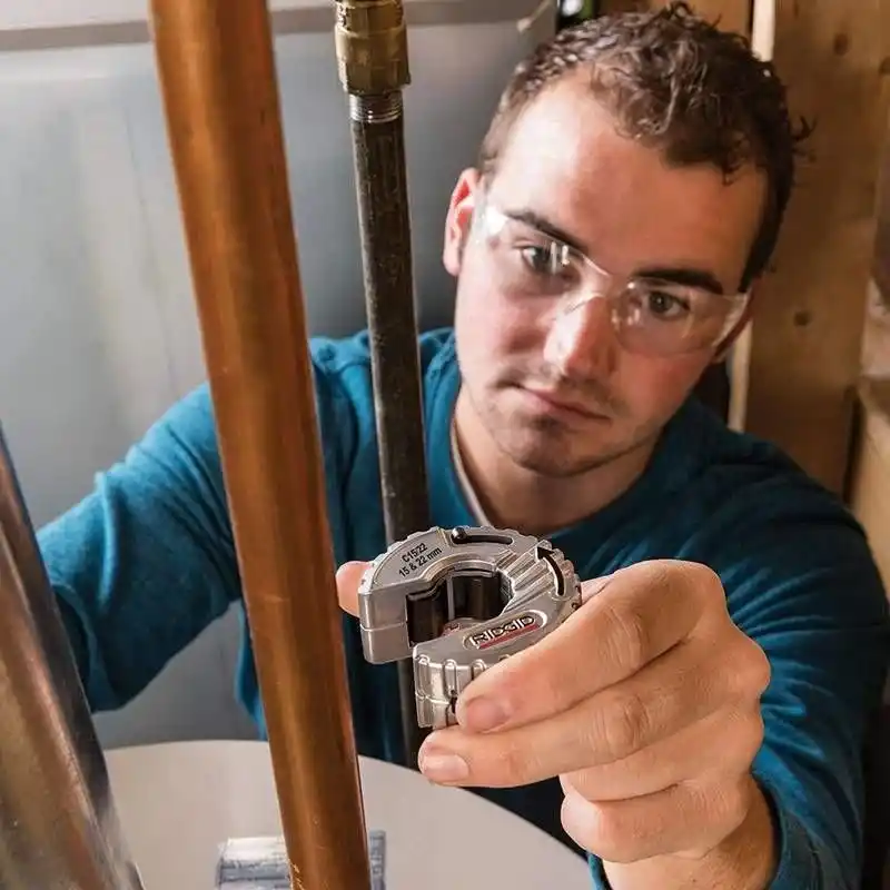 Ridgid 57018 C-Tipi Bakır Boru Kesici 15-22 mm