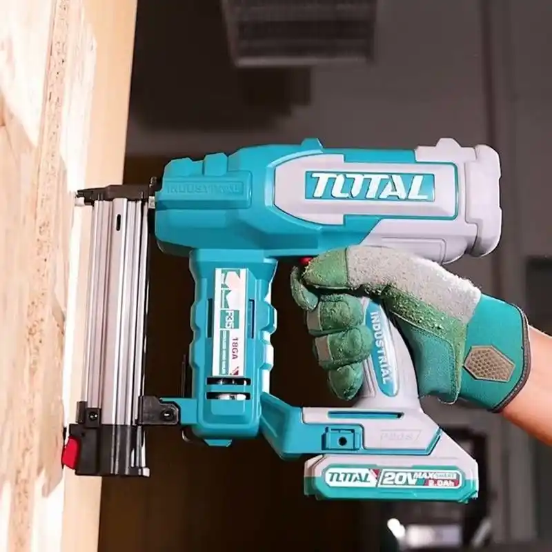 Total TOSLI240866E Akülü Daire Testere Çivi Tabancası Seti