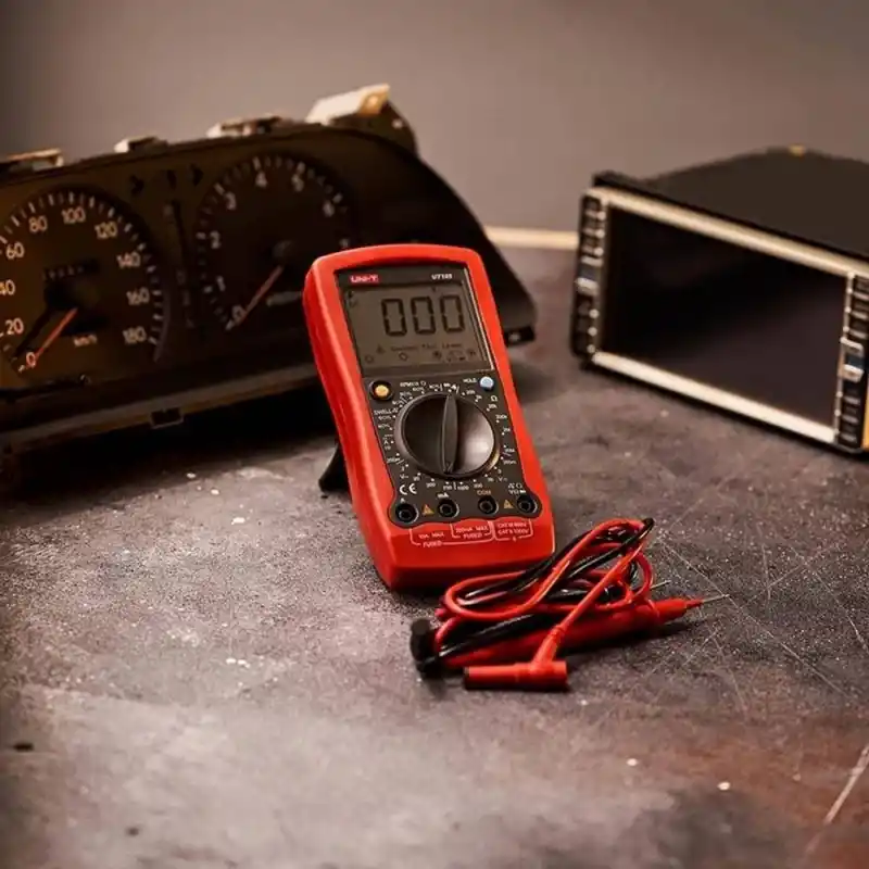 Uni-t UT105 El Tipi Otomobil Dijital Multimetre