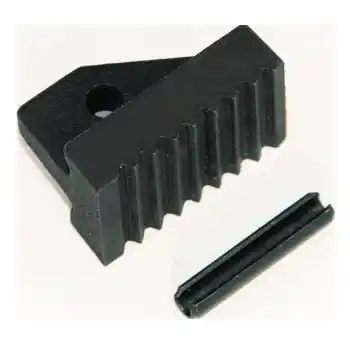 İzeltaş 2110100412 10 Ağır Tip Boru Anahtarı Yedek Parçası Alt Çene Ve Pim