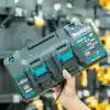 Makita DC40RB XGT® 40V Max Bataryalar için Çift Şarj Cihazı