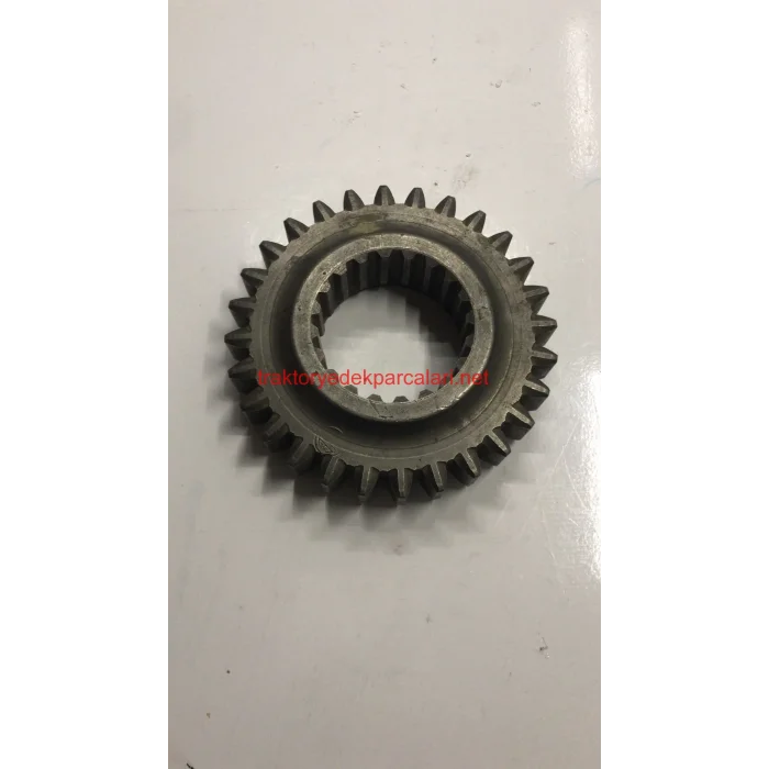 4.VİTES HIZ DİŞLİSİ (28T) (135-165-240) MASSEY FERGUSON