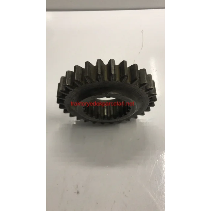 4.VİTES HIZ DİŞLİSİ (28T) (135-165-240) MASSEY FERGUSON