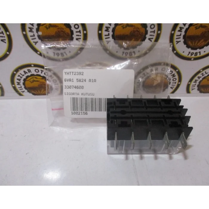6VA1 5824 A1A SİGORTA KUTUSU