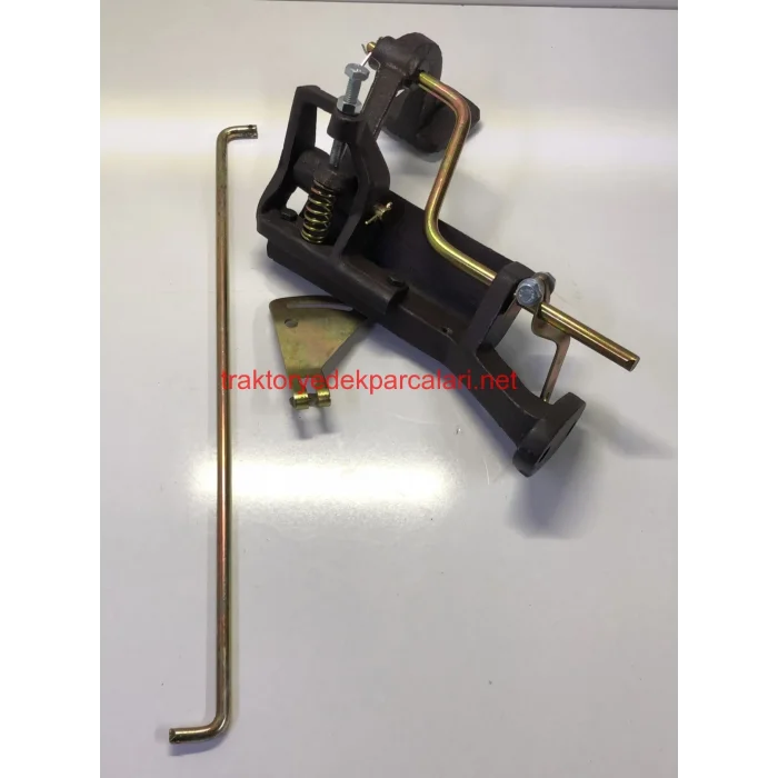 AYAK GAZ PEDALI KOMPLE MASSEY FERGUSON 135-240