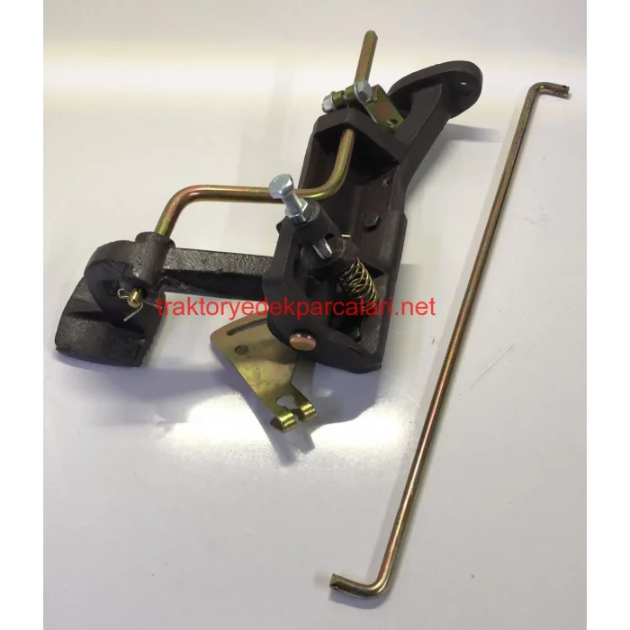 AYAK GAZ PEDALI KOMPLE MASSEY FERGUSON 135-240