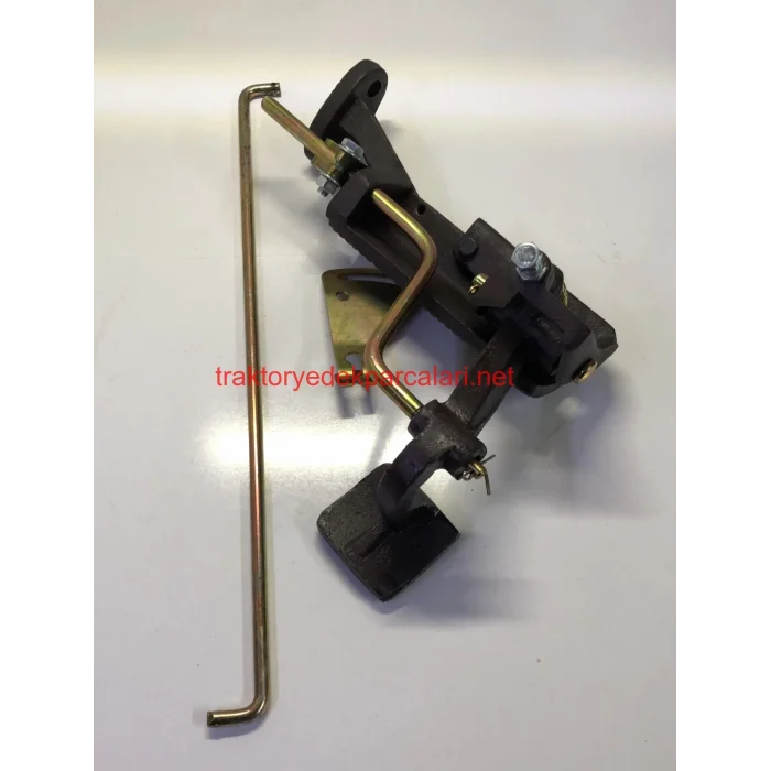 AYAK GAZ PEDALI KOMPLE MASSEY FERGUSON 135-240
