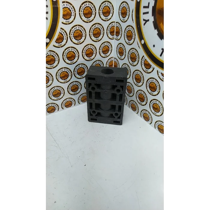 BOĞAZ TABLA KILİDI YATAĞI SAĞ PİK  630-955