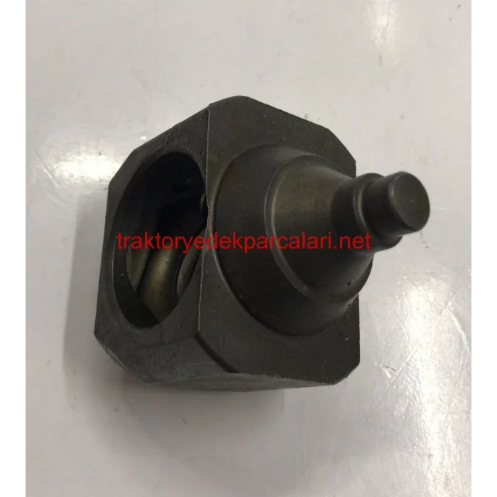 DİREKSİYON KELEPÇESİ FİAT TRAKTÖR