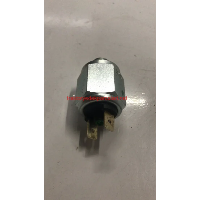 DİREKSİYON YAĞ BASINÇ MÜŞÜRÜ TD65-75-85-95 NEWHOLLAND