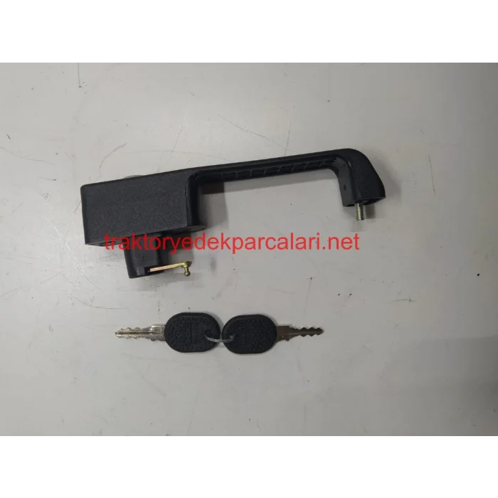 DIŞ KAPI KOLU KİLİTLİ