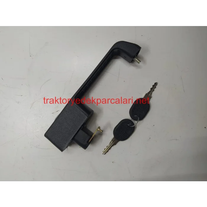 DIŞ KAPI KOLU KİLİTLİ