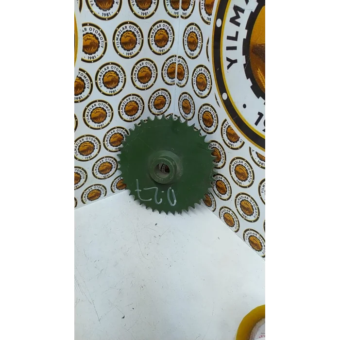 DOLAP ARA MİL DİŞLİSİ GOBEKLİ (42 DİŞ) 630-