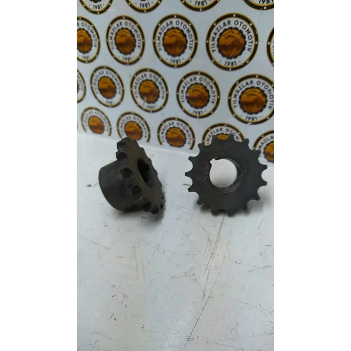 DOLAP ARA MİLİ DİŞLİSİ (15 DİŞ) 630-955