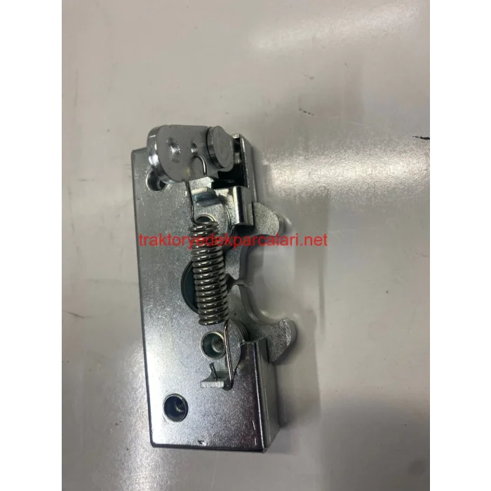 KAPORTA KİLİDİ TÜMOSAN 8000 SERİ