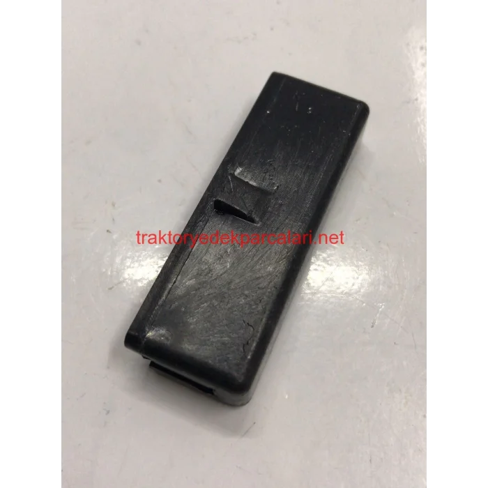 KOLTUK KIZAK PLASTİK MASSEY FERGUSON